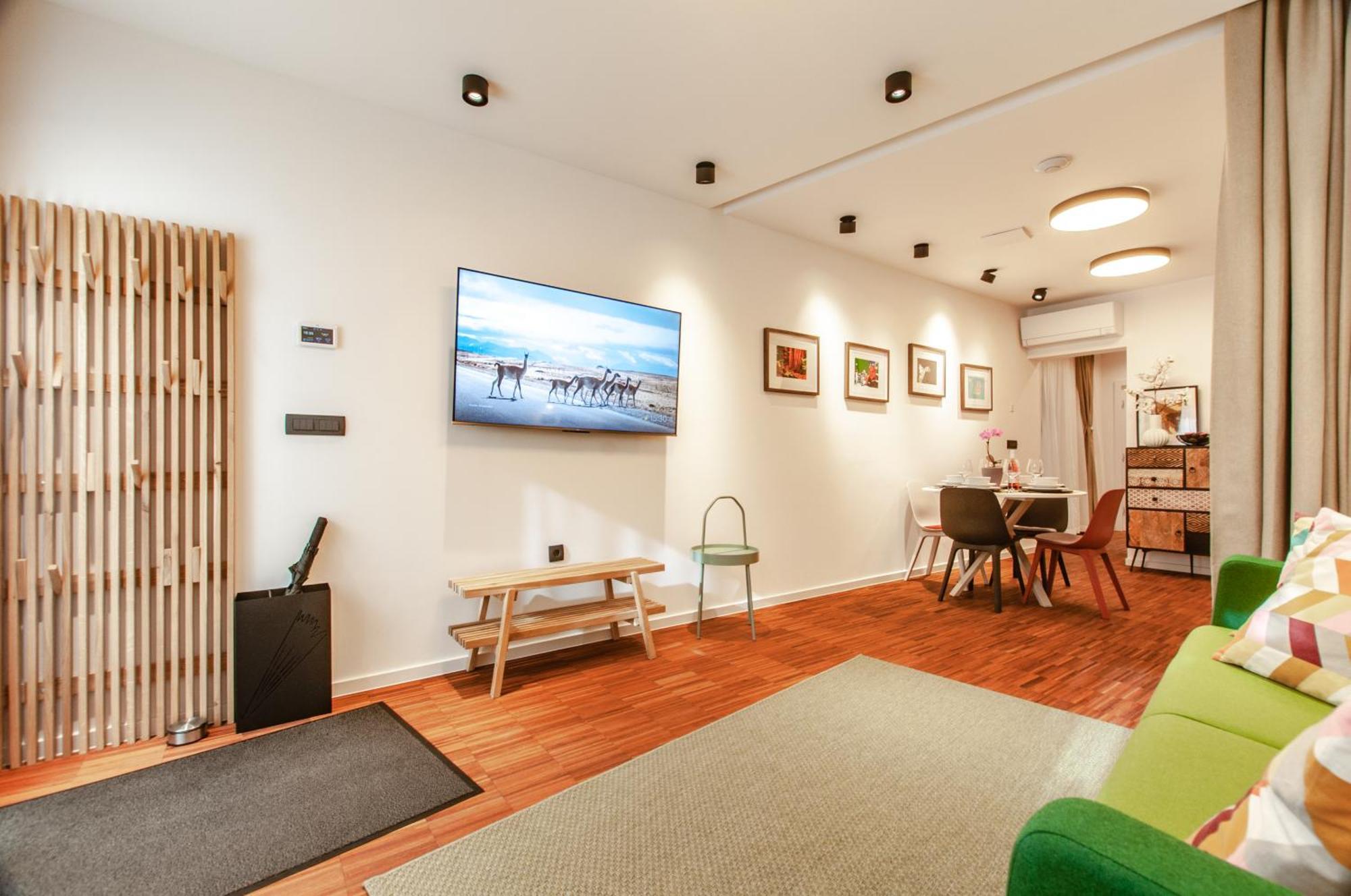 Six In The City Apartment, 卢布尔雅那 外观 照片
